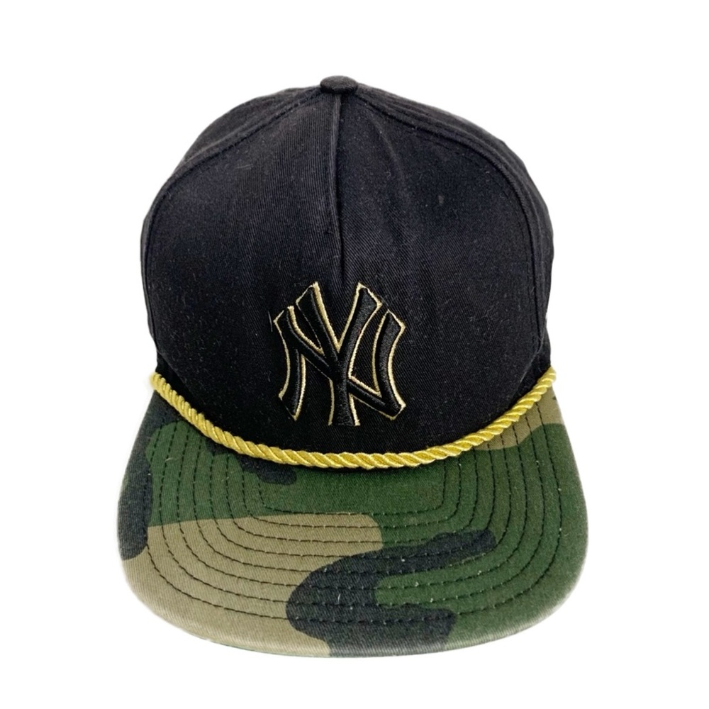 Genuine Merchandise New Era Camouflage Brim New York Yankees Baseball Cap Gold